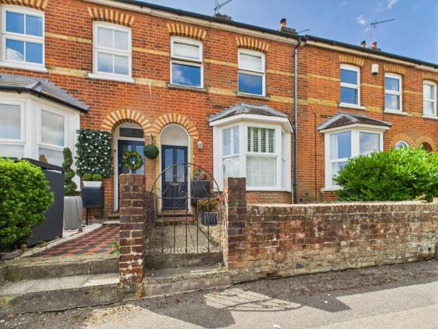 3 Bedroom Terraced House