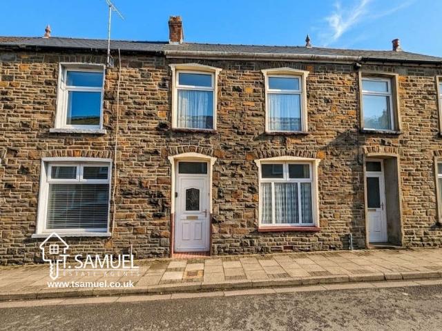 3 Bedroom Terraced House
