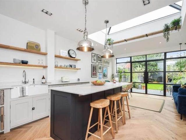 3 Bedroom Terraced House