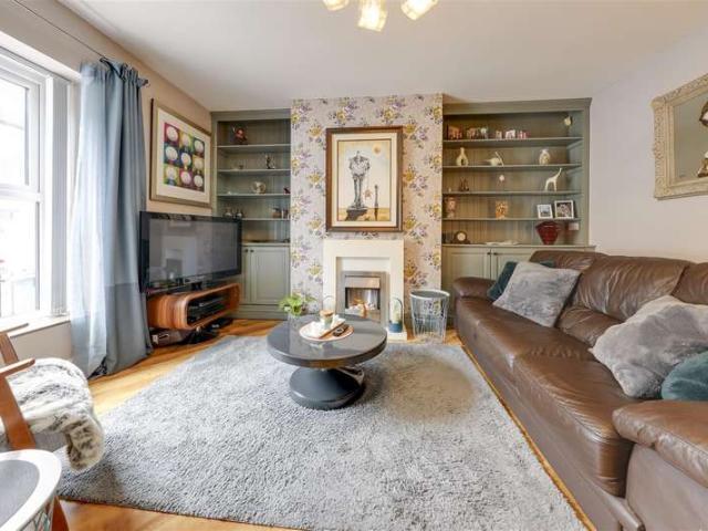 3 Bedroom Terraced House
