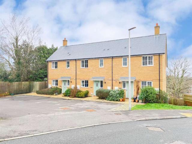 3 Bedroom Terraced House