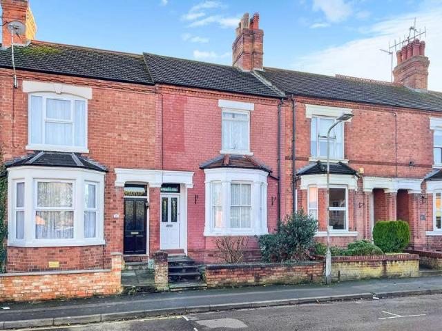 3 Bedroom Terraced House