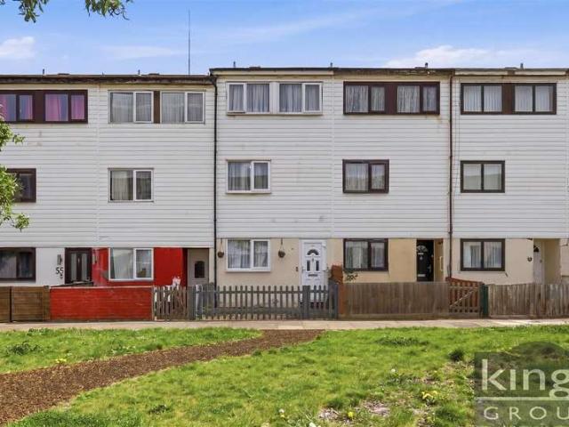 4 Bedroom Terraced House