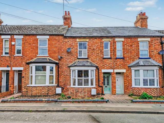3 Bedroom Terraced House
