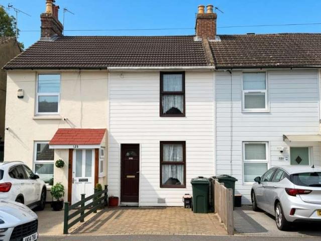 3 Bedroom Terraced House