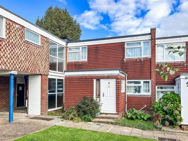 3 Bedroom Terraced House