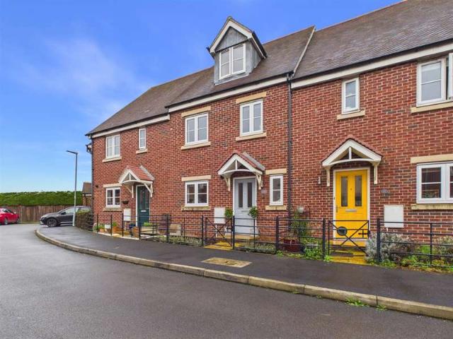 3 Bedroom Terraced House