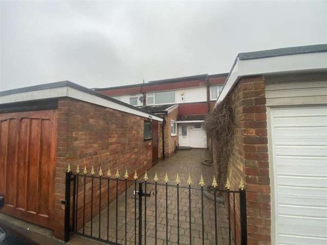 3 Bedroom Terraced House