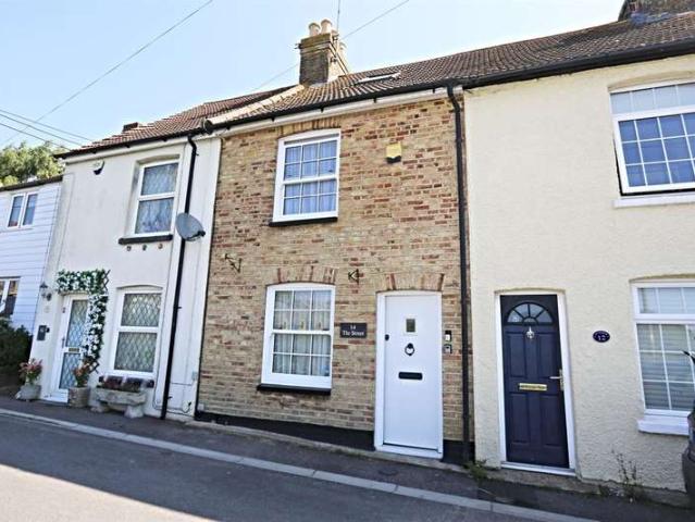3 Bedroom Terraced House