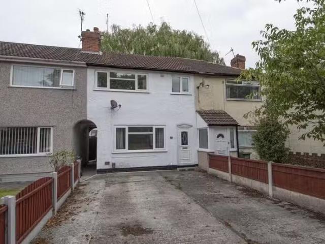 3 bedroom terraced house for rent in Cambridge Road, Ellesmere.