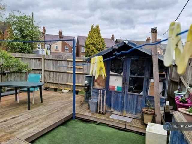 3 Bedroom Terraced House For Rent In Chesham