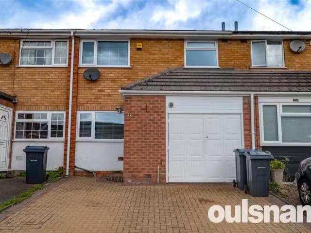 3 bedroom terraced house for rent in Clandon Close, Birmingham.