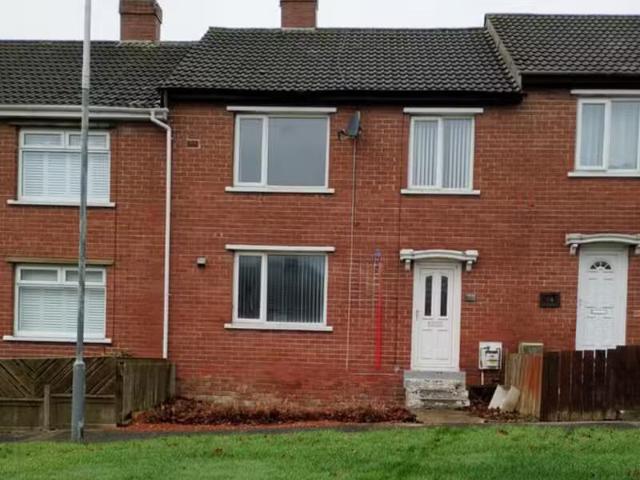 3 bedroom terraced house for rent in Cumbrian Avenue, Chester.