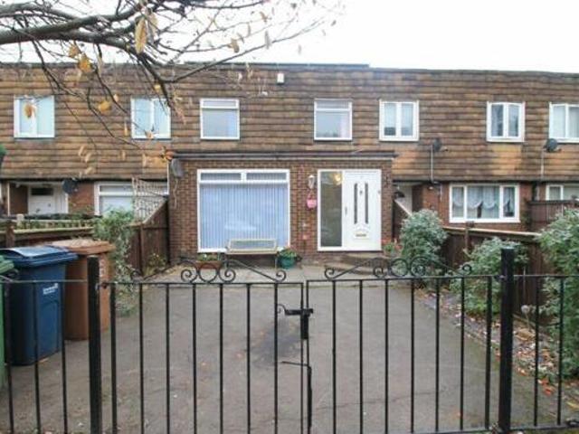 3 Bedroom Terraced House For Rent In Albany,washington, Tyne And Wear