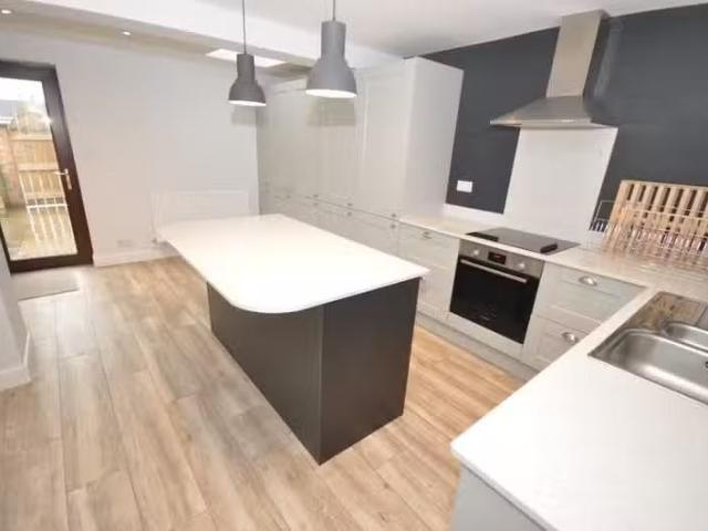 3 bedroom terraced house for rent in Arthy Close, CM3