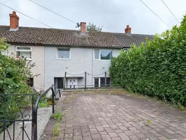 3 bedroom terraced house for rent in Avon Drive, Barnoldswick.
