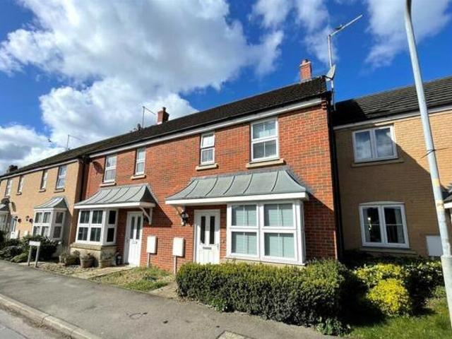 3 Bedroom Terraced House For Rent In Bourne