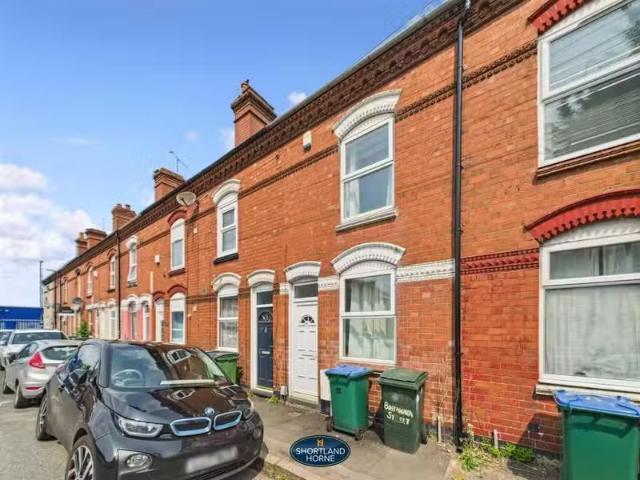 3 bedroom terraced house for rent in Britannia Street, Stoke.