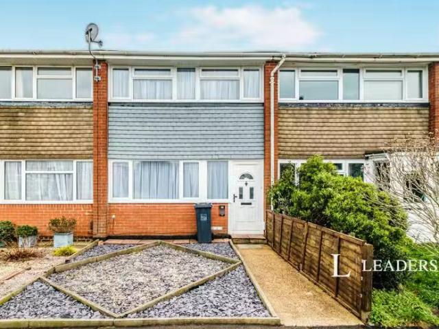 3 bedroom terraced house for rent in Brook Way, Lancing, West.