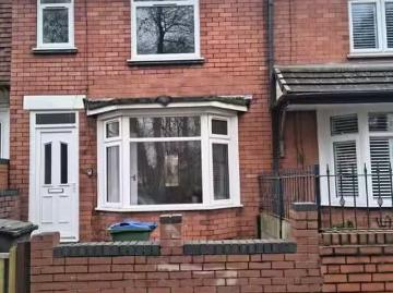 3 bedroom terraced house for rent in Bull Lane, West Bromwich.