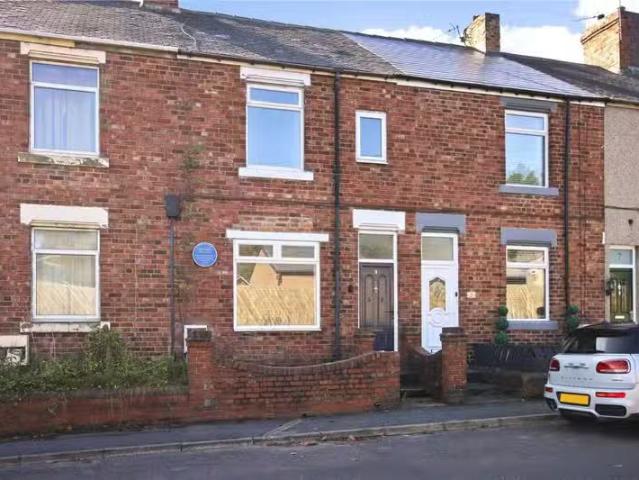 3 bedroom terraced house for rent in Gladstone Terrace, Ferryh.