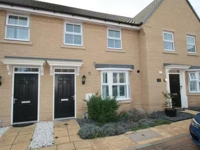 3 bedroom terraced house for rent in Elm Reach, Southminster.