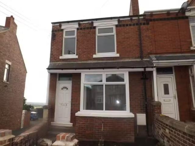 3 bedroom terraced house for rent in Findon Hill, Sacriston. D.