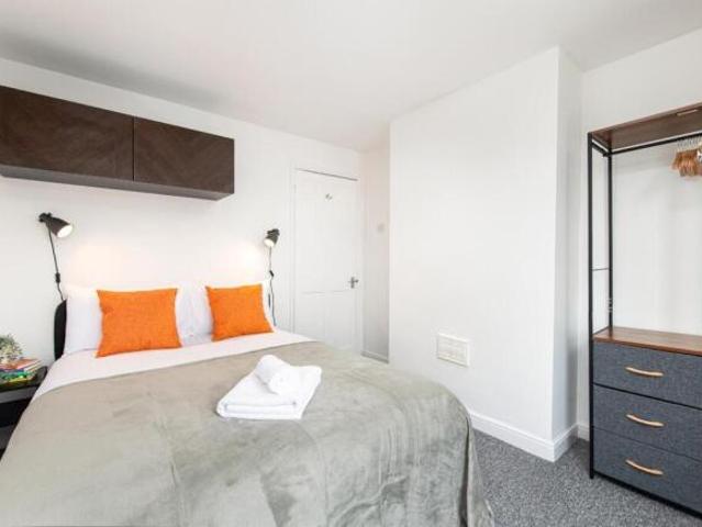 3 bedroom terraced house for rent in Kellaway Avenue, Bristol, BS6