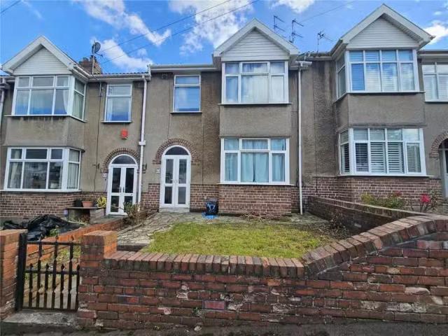 3 bedroom terraced house for rent in Heyford Avenue, Eastville.