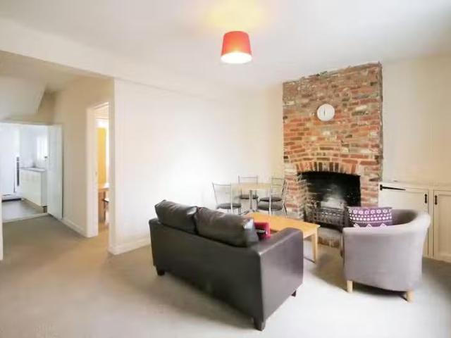 3 bedroom terraced house for rent in Old Dover Road, Canterbur.