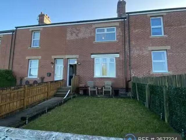 3 bedroom terraced house for rent in Ousterley Terrace, Stanle.