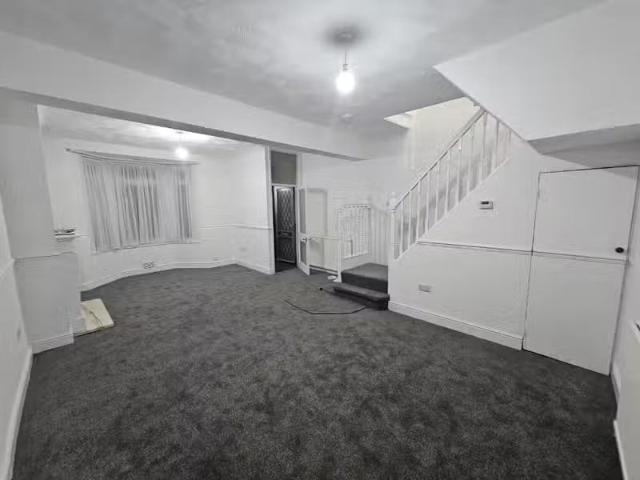 3 bedroom terraced house for rent in Mafeking Avenue, London, E6
