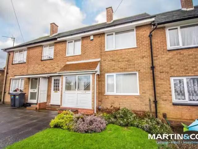 3 bedroom terraced house for rent in Millcroft Close, Bartley.