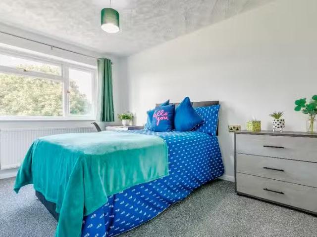 3 bedroom terraced house for rent in Miranda Walk, Colchester.