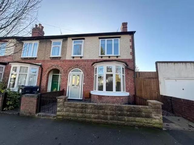 3 bedroom terraced house for rent in Northlands Road, Moseley.