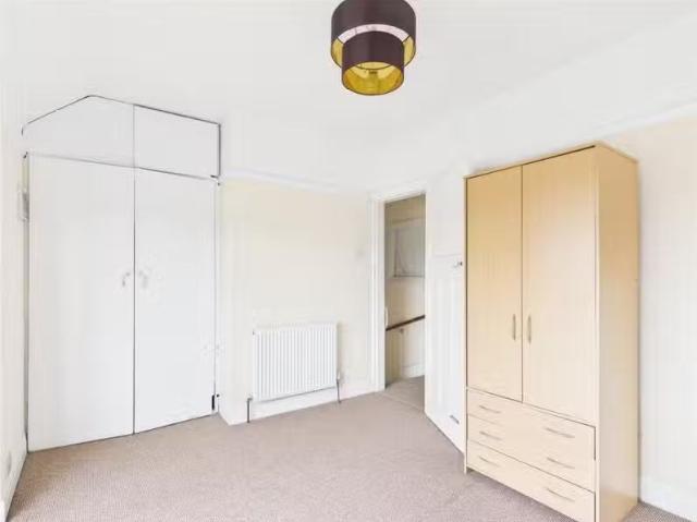3 bedroom terraced house for rent in St Peters Rise, Bristol.