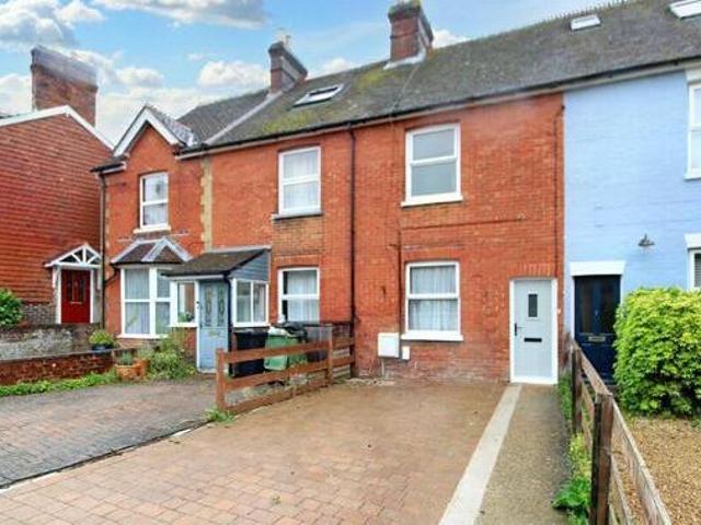 3 Bedroom Terraced House For Rent In Petersfield, Hampshire
