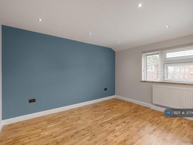3 bedroom terraced house for rent in Pengarth Road, Bexley, DA5