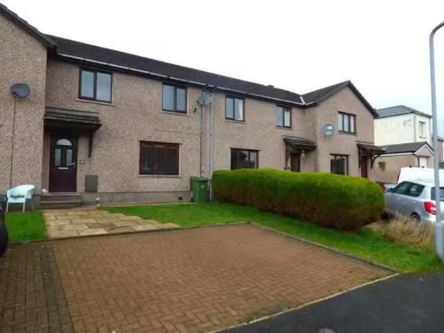 3 bedroom terraced house for rent in Quarry Close, Kirkby Step.