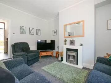 3 bedroom terraced house for rent in Quarry Place, Bradford, W.