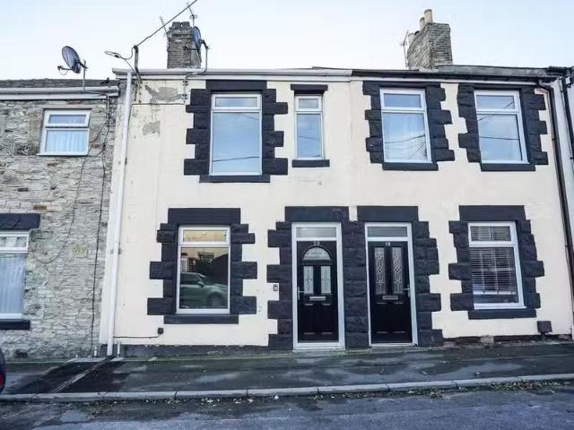 3 bedroom terraced house for rent in Roseberry Terrace, Conset.