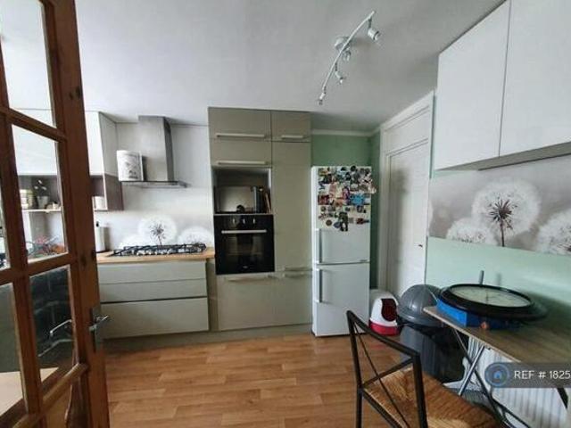 3 Bedroom Terraced House For Rent In Washington