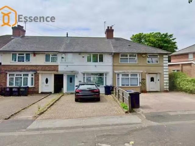 3 bedroom terraced house for rent in West Boulevard, Quinton.