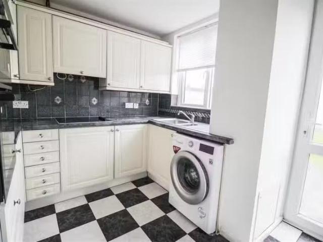 3 bedroom terraced house for rent in Westfield, Harlow, CM18