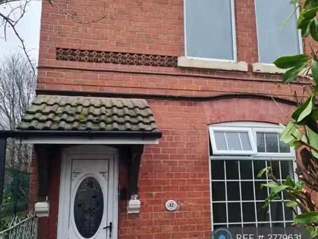 3 bedroom terraced house for rent in Tickhill Street, Denaby M.