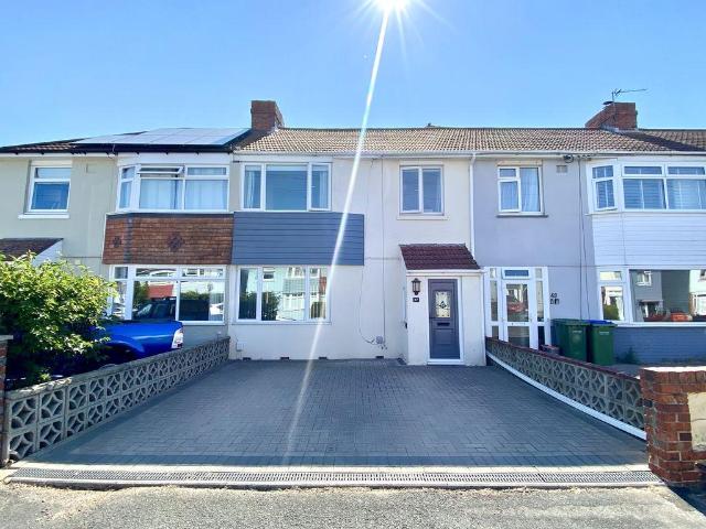 3 bedroom terraced house for sale