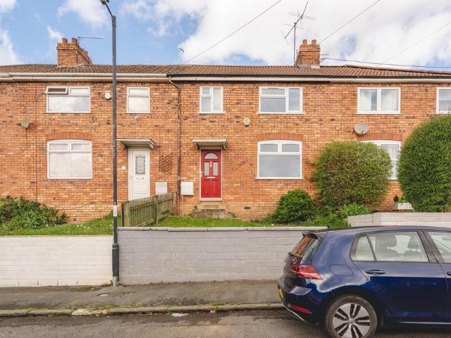 3 bedroom terraced house for sale