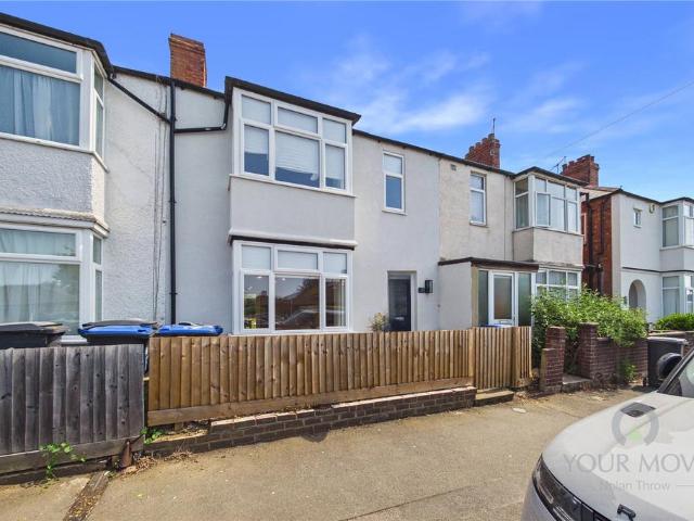 3 bedroom terraced house for sale