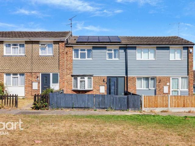 3 bedroom terraced house for sale