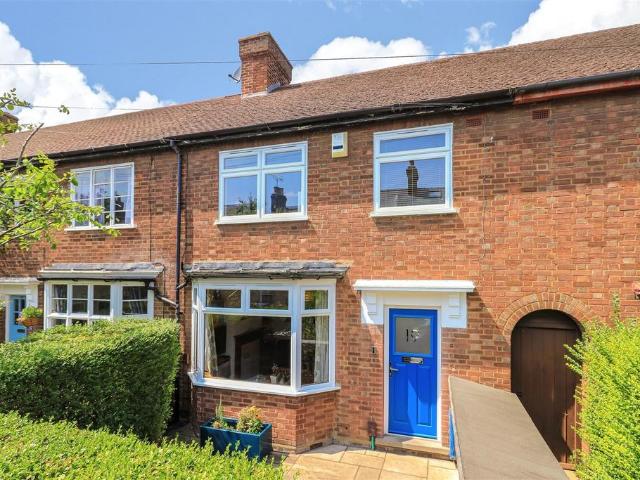 3 bedroom terraced house for sale